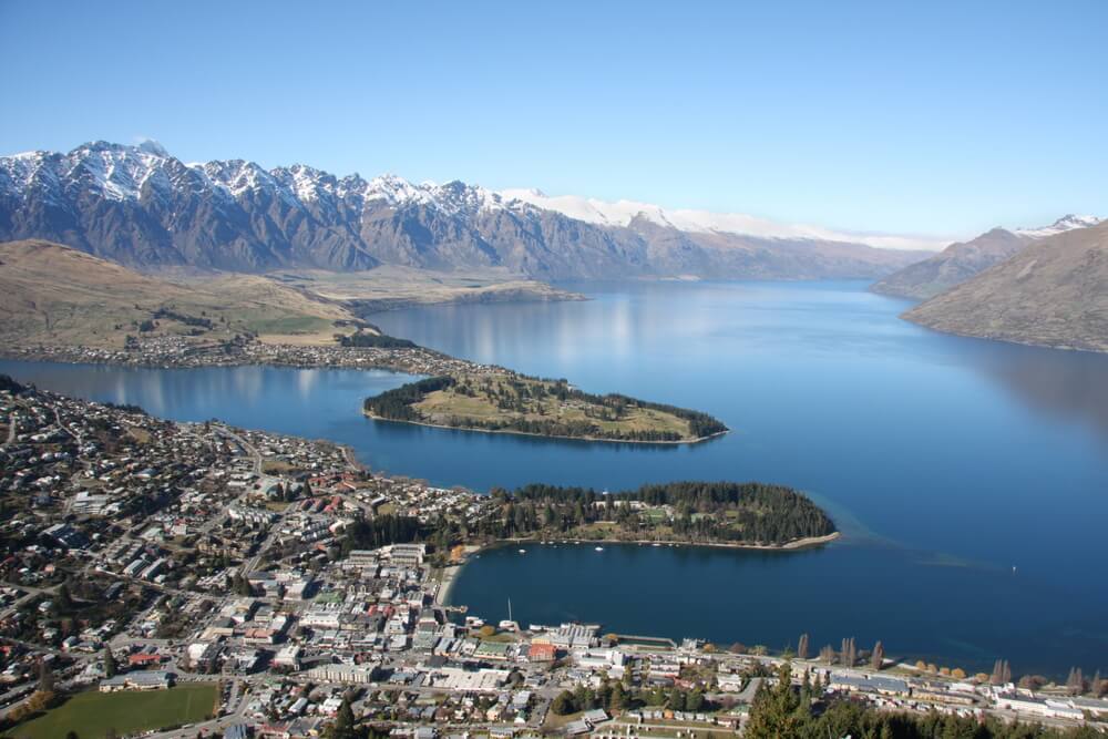 QUEENSTOWN - NOVA ZEL NDIA